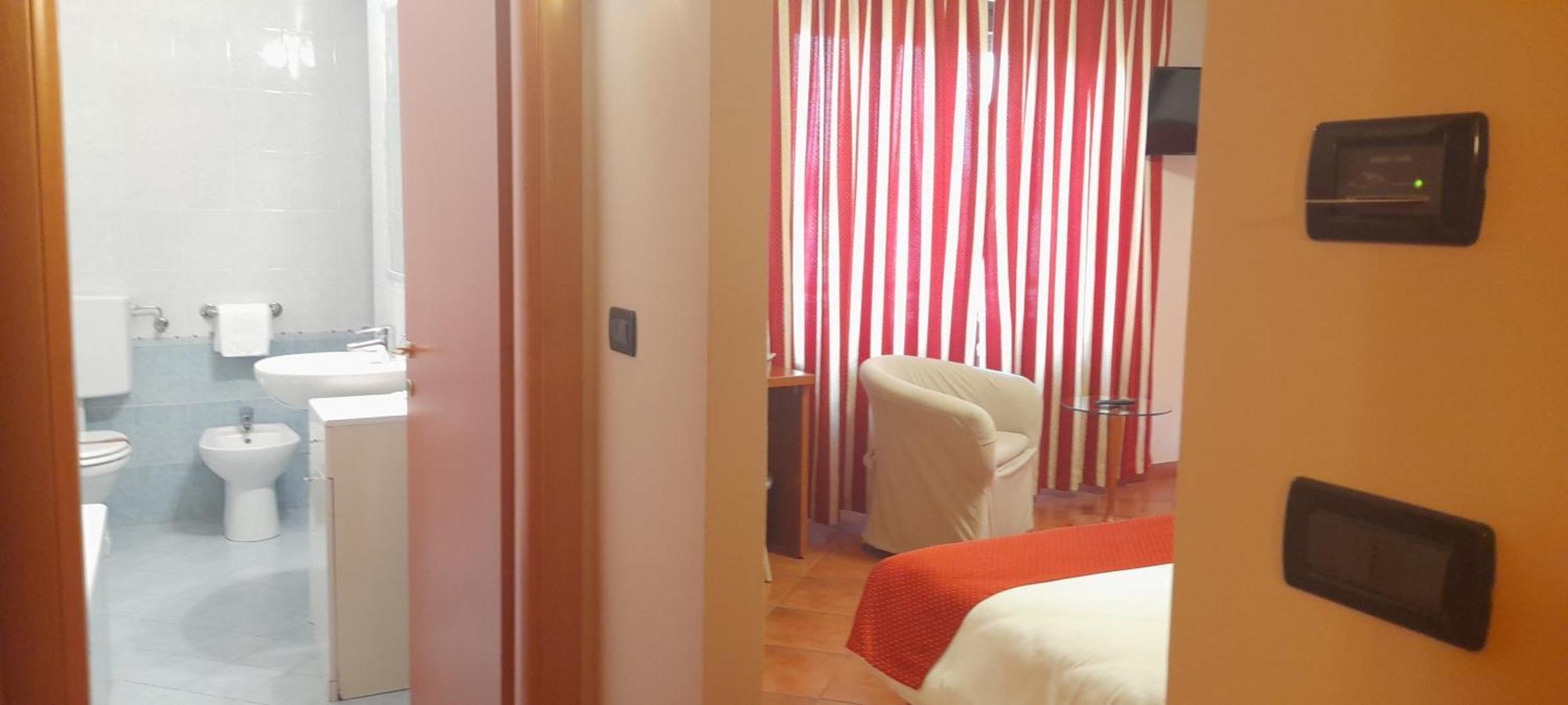 Hotel Ceretto Busca Eksteriør bilde